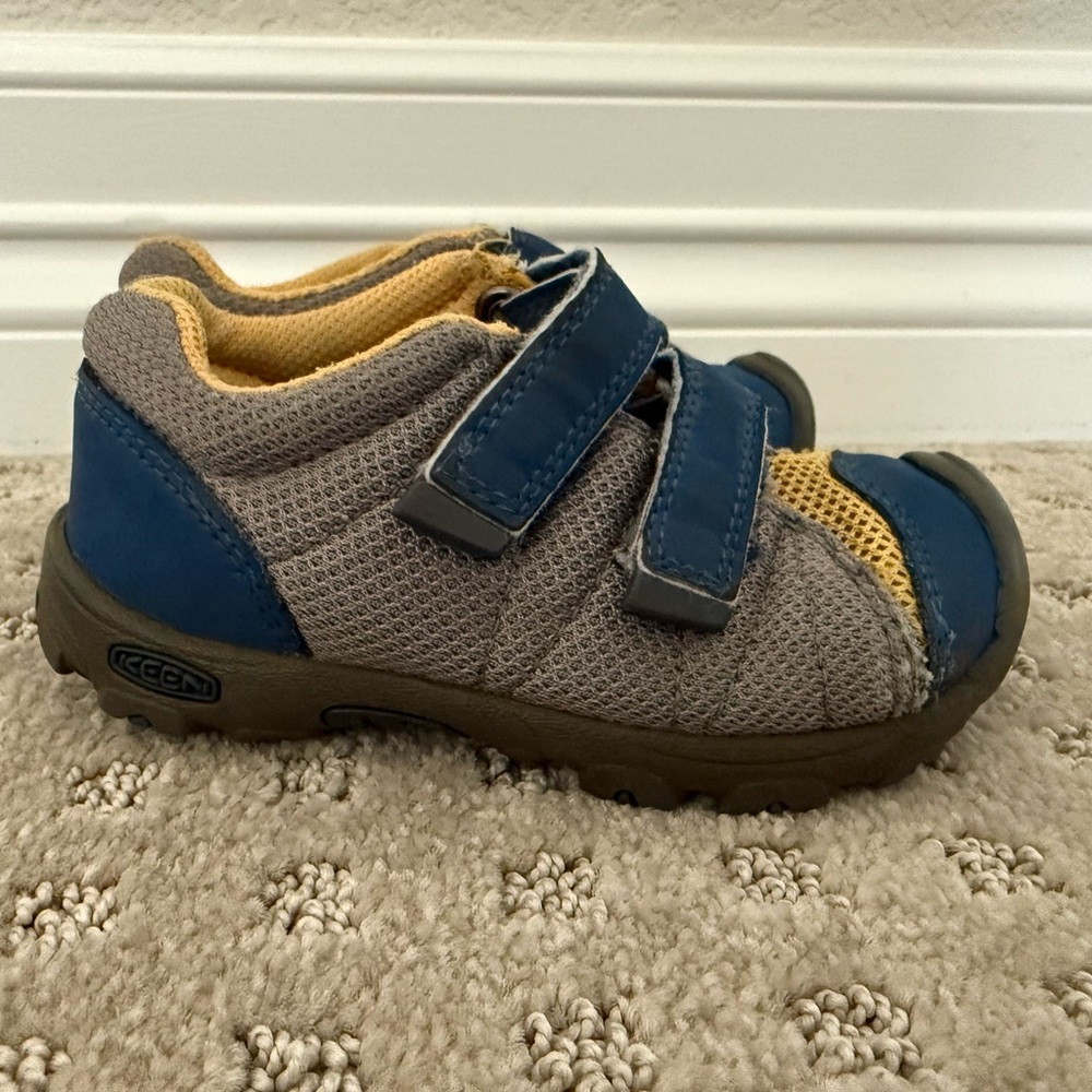 Keen Hiking Shoes
